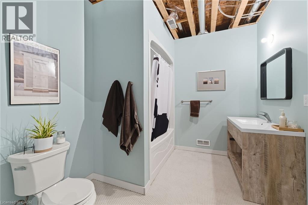 126 Shorties Side Road, Norfolk County, Ontario  N4G 4G9 - Photo 25 - 40793737