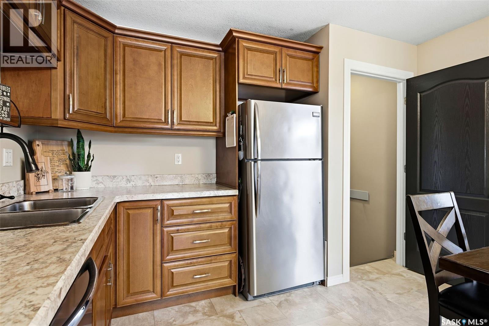 207 Paynter Crescent, Regina, Saskatchewan  S4X 2A9 - Photo 10 - SK028424