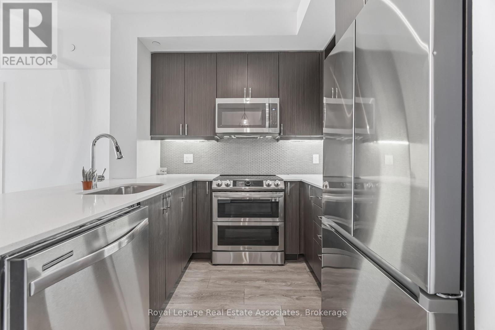 407 - 4633 Glen Erin Drive E, Mississauga, Ontario  L5M 0Y6 - Photo 9 - W12782190