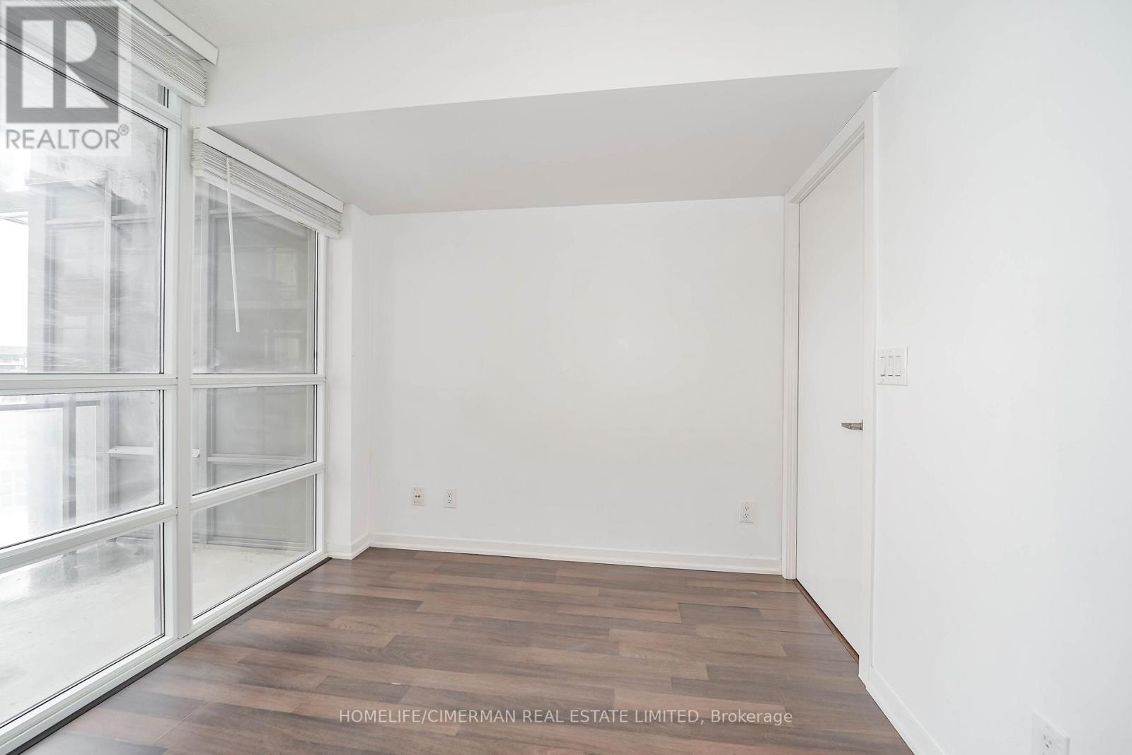 1611 - 38 Joe Shuster Way, Toronto, Ontario  M6K 0A5 - Photo 11 - W12782210