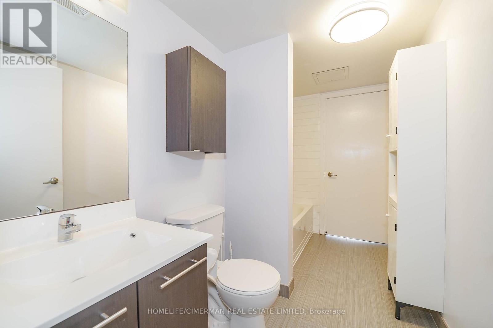 1611 - 38 Joe Shuster Way, Toronto, Ontario  M6K 0A5 - Photo 19 - W12782210