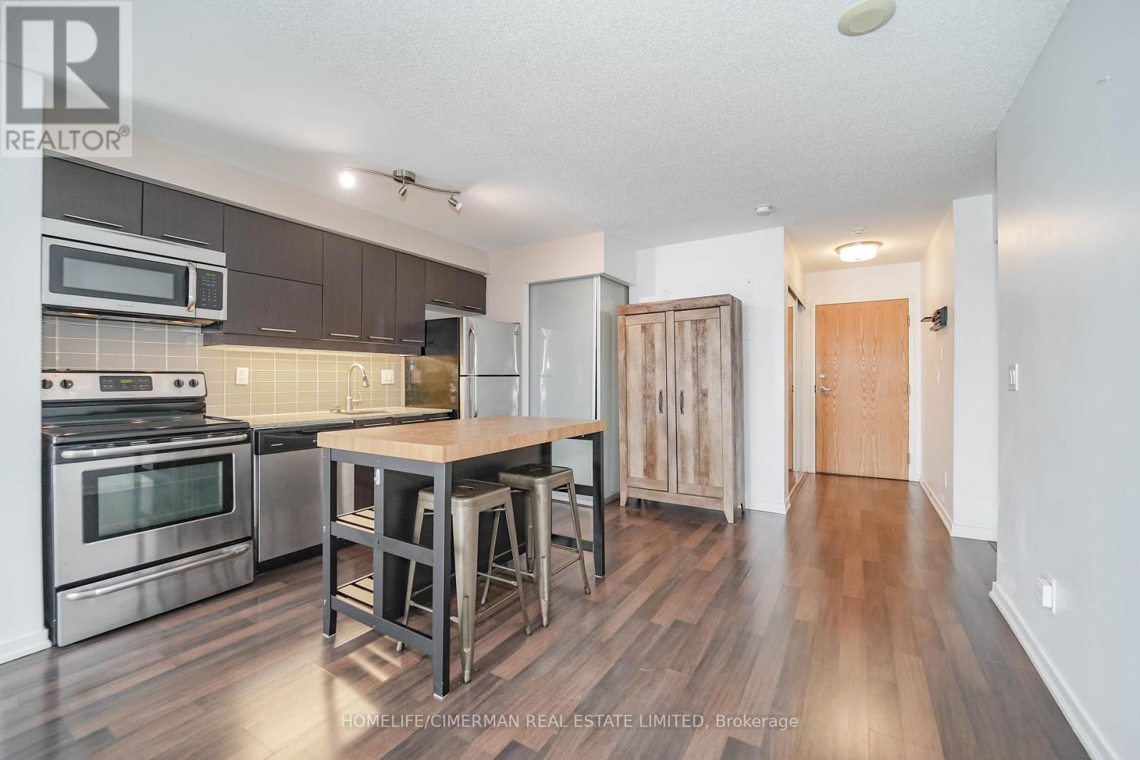1611 - 38 Joe Shuster Way, Toronto, Ontario  M6K 0A5 - Photo 4 - W12782210