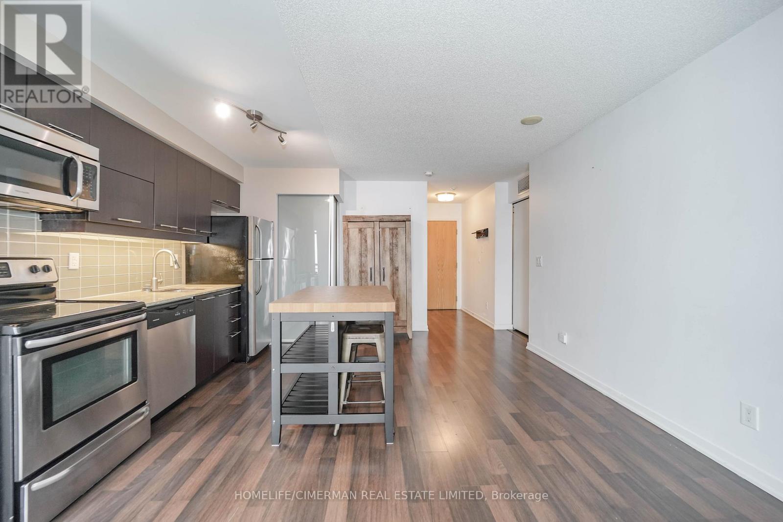 1611 - 38 Joe Shuster Way, Toronto, Ontario  M6K 0A5 - Photo 5 - W12782210