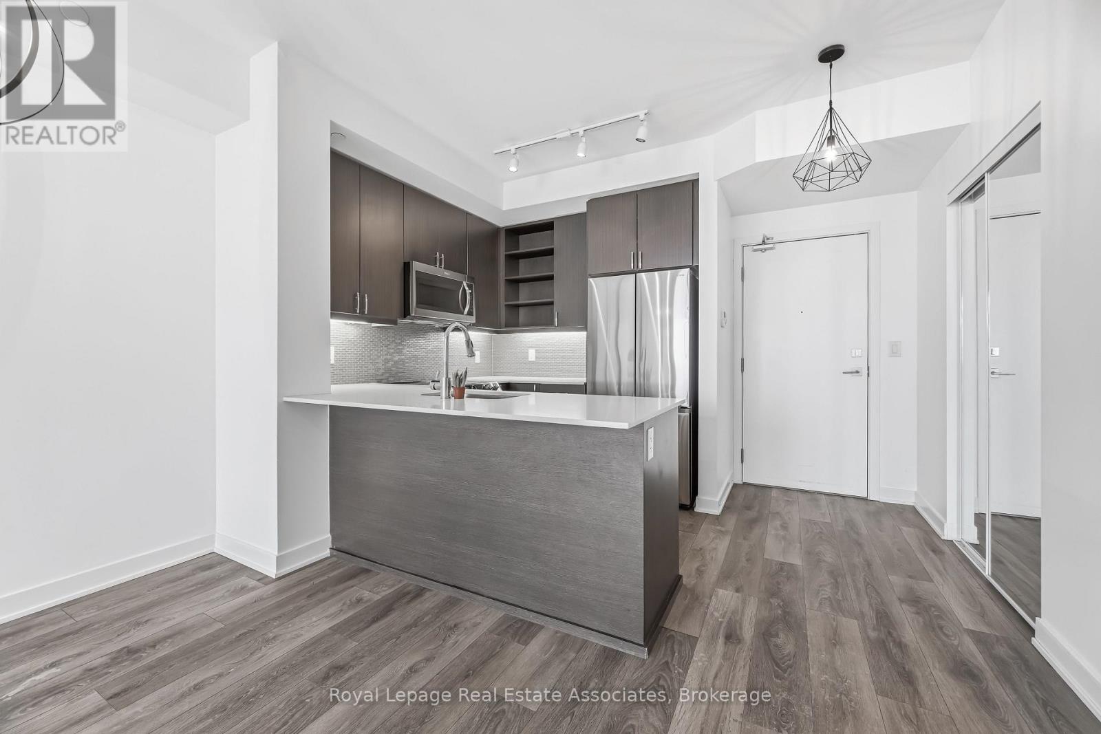 407 - 4633 Glen Erin Drive, Mississauga, Ontario  L5M 0Y6 - Photo 7 - W12782216