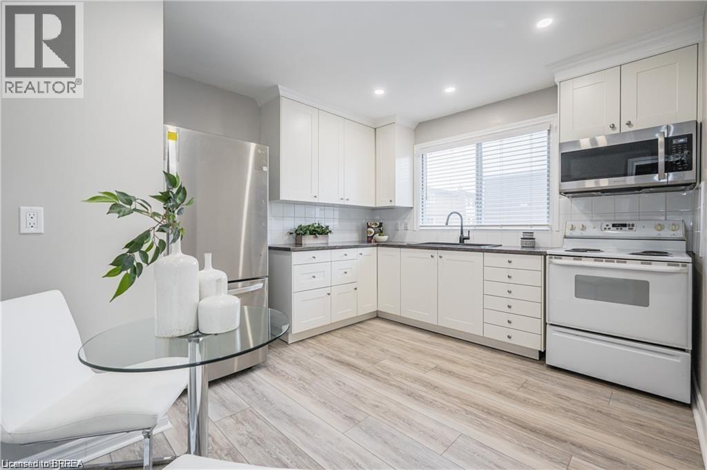 426 Highland Road E Unit# A, Kitchener, Ontario  N2M 3W7 - Photo 7 - 40804113