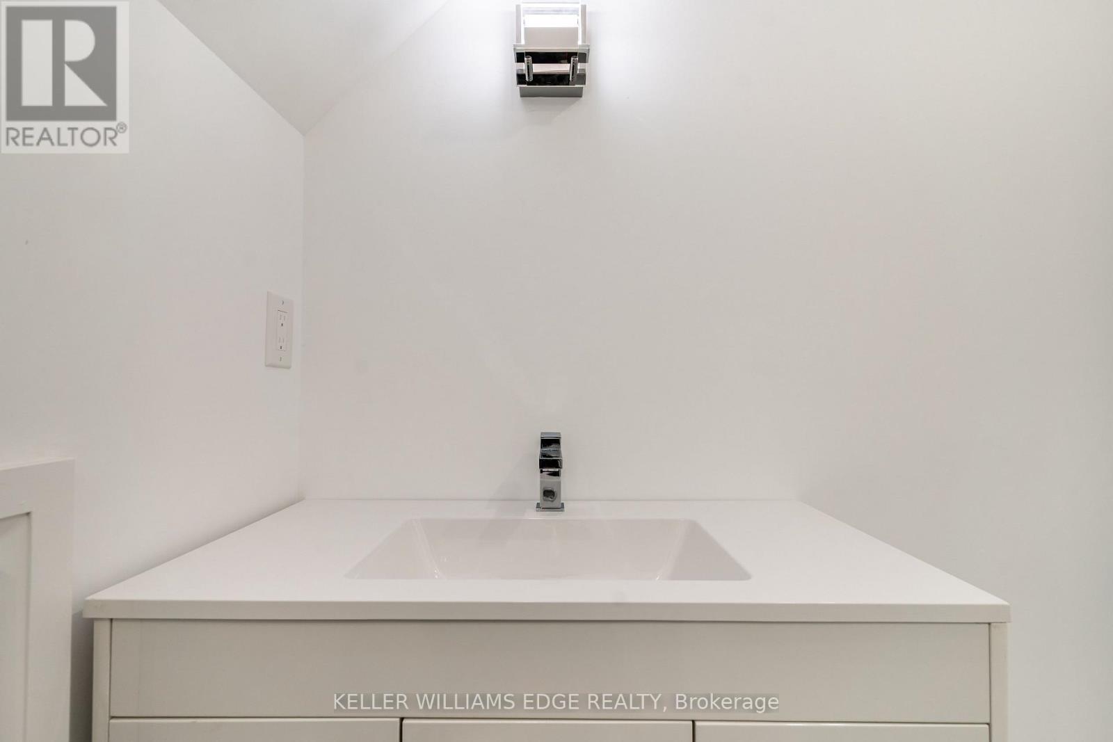 367 Hillside Avenue, Hamilton, Ontario  L8K 3L6 - Photo 22 - X12781234