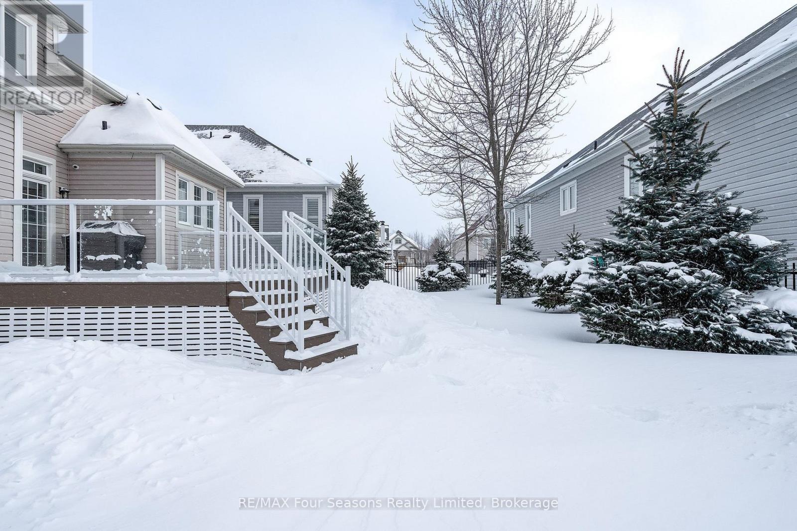 64 Waterview Road, Wasaga Beach, Ontario  L9Z 0E9 - Photo 25 - S12782282