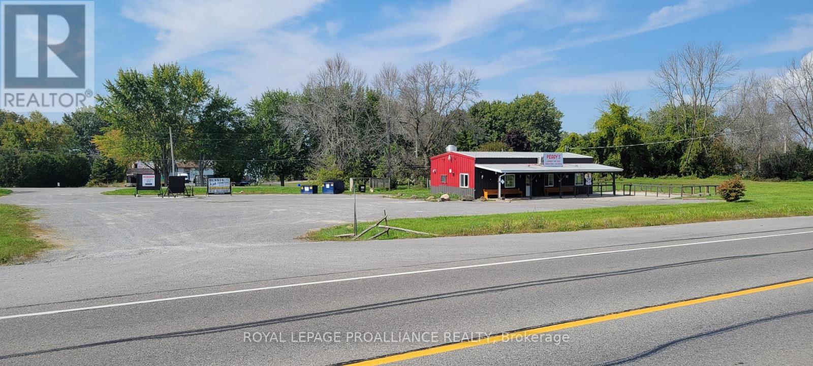 20261 Loyalist Parkway, Prince Edward County (Ameliasburg Ward), Ontario  K0K 1T0 - Photo 4 - X12782246