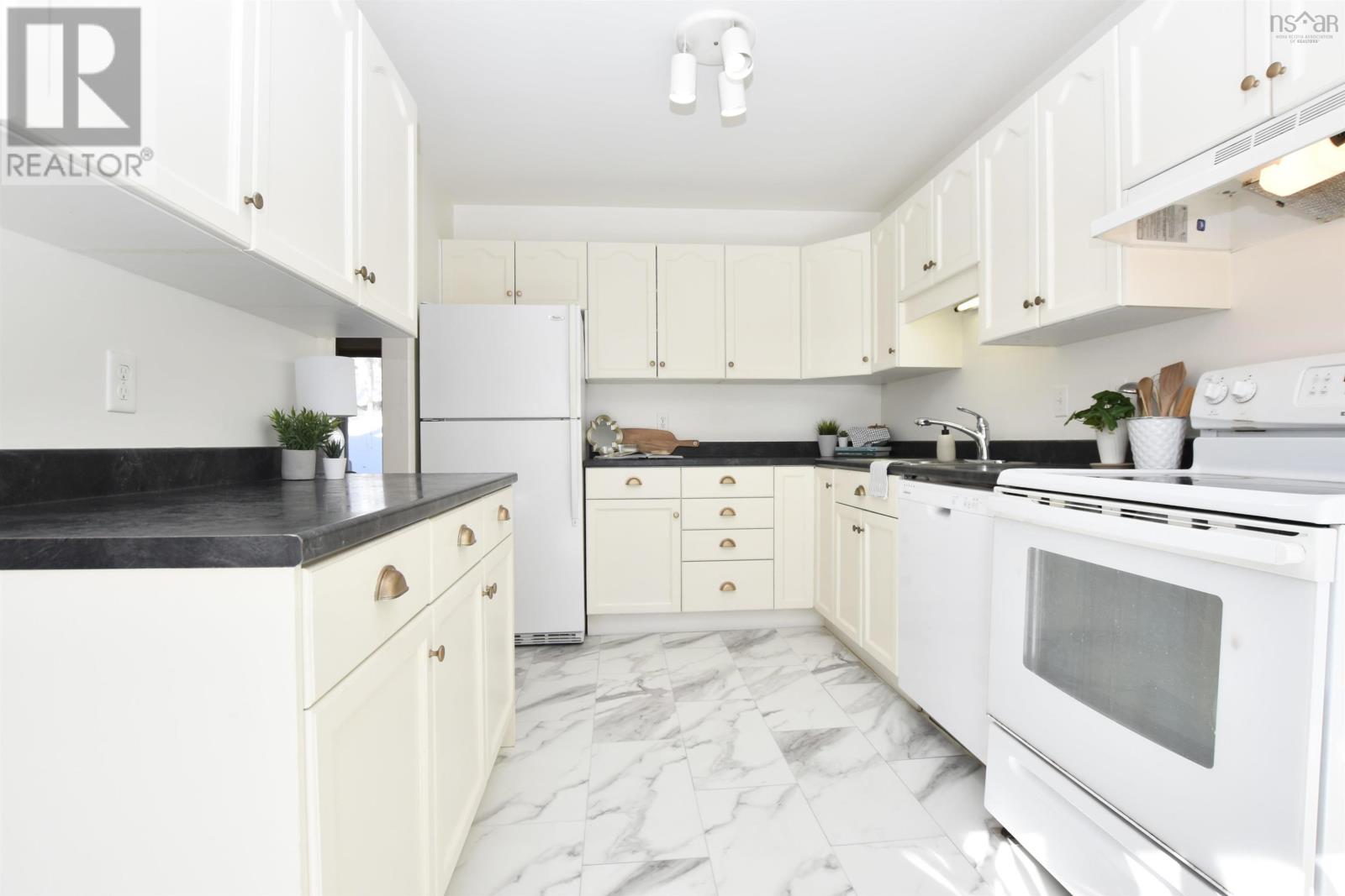 15 Braeside Lane, Halifax, Nova Scotia  B3M 3L6 - Photo 13 - 202602614