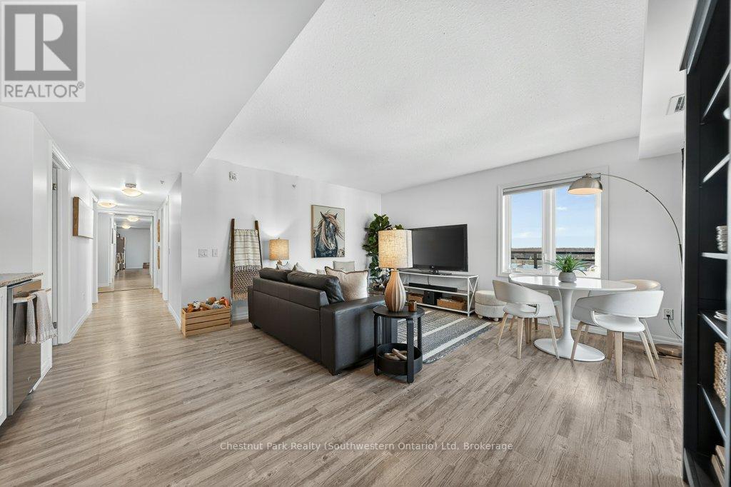 401 - 108 Summit Ridge Drive, Guelph (Grange Road), Ontario  N1G 2E3 - Photo 26 - X12782250