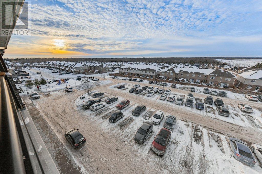 401 - 108 Summit Ridge Drive, Guelph (Grange Road), Ontario  N1G 2E3 - Photo 41 - X12782250