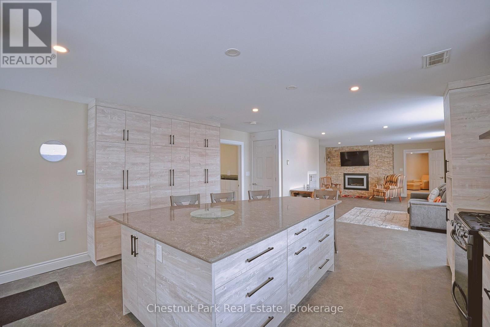 502435 Grey Road 1, Georgian Bluffs, Ontario  N0H 2T0 - Photo 4 - X12782326