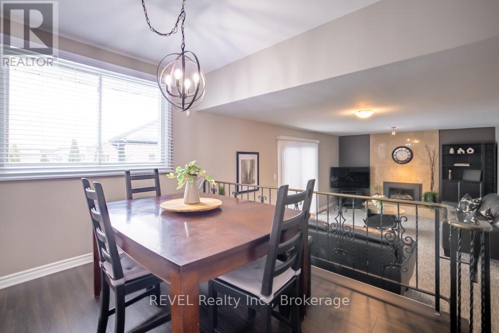 37 Village Green Drive, St. Catharines (Martindale Pond), Ontario  L2N 5N9 - Photo 14 - X12782390