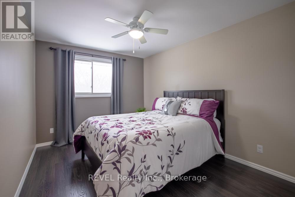 37 Village Green Drive, St. Catharines (Martindale Pond), Ontario  L2N 5N9 - Photo 22 - X12782390