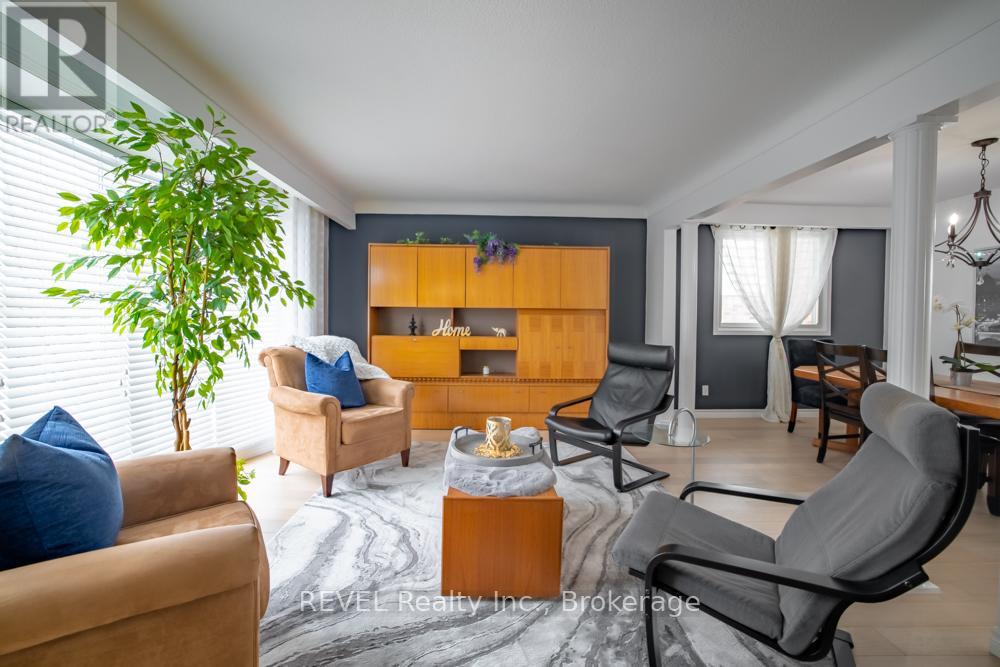 37 Village Green Drive, St. Catharines (Martindale Pond), Ontario  L2N 5N9 - Photo 5 - X12782390