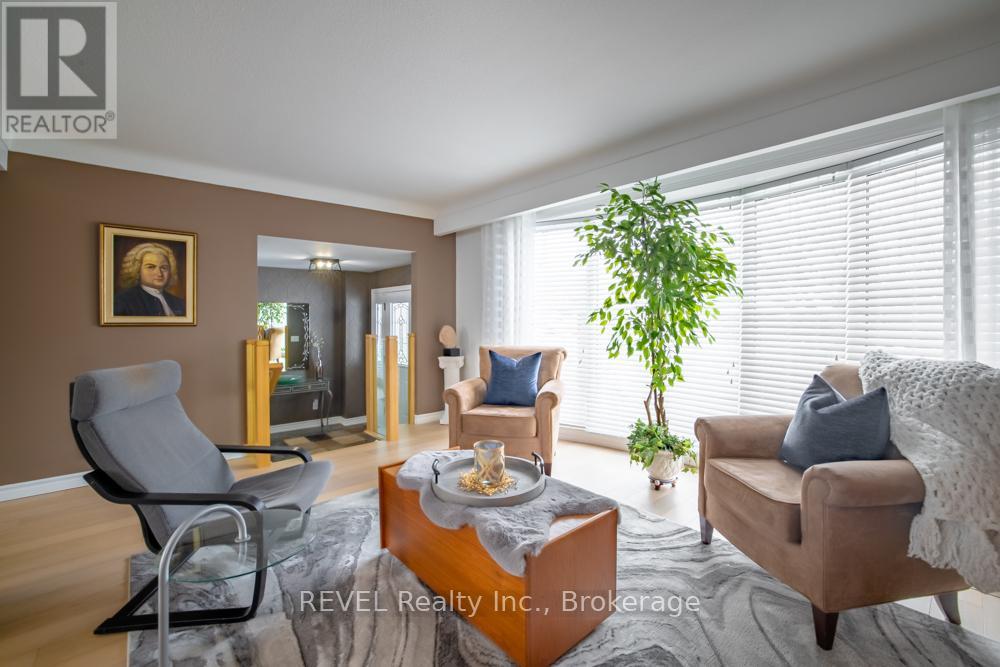 37 Village Green Drive, St. Catharines (Martindale Pond), Ontario  L2N 5N9 - Photo 8 - X12782390