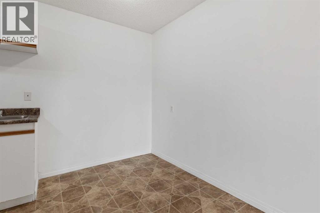 306, 114 Mount Pleasant Drive, Camrose, Alberta  t4V 2M7 - Photo 7 - A2285808