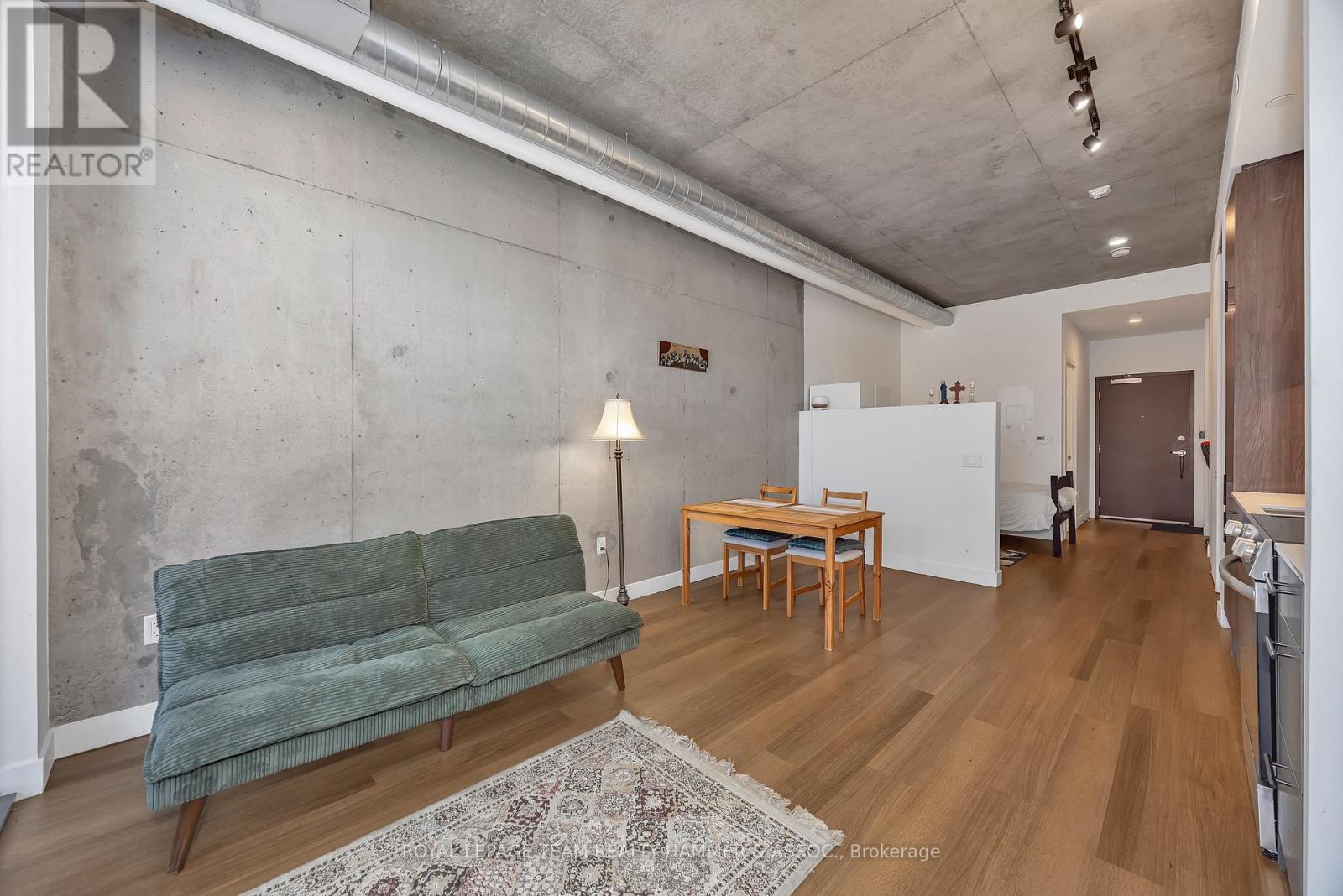 210 - 10 James Street, Ottawa, Ontario  K2P 1T2 - Photo 4 - X12446248