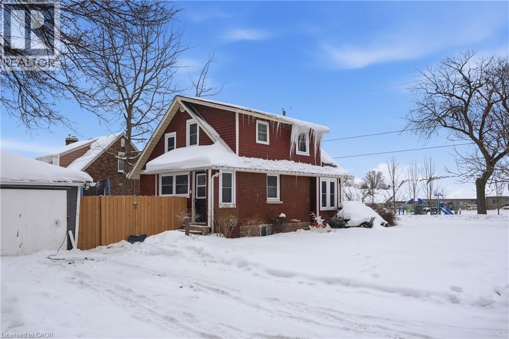 5537 Prince Edward Avenue, Niagara Falls, Ontario  L2G 5H7 - Photo 5 - 40804215