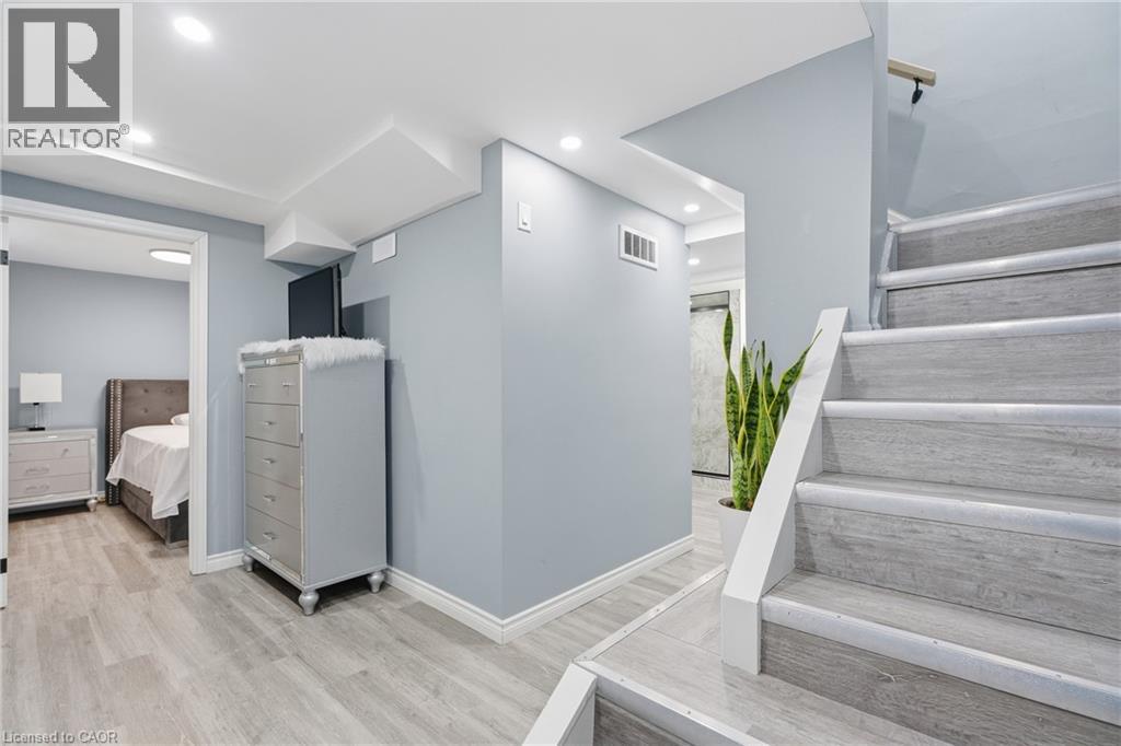 5537 Prince Edward Avenue, Niagara Falls, Ontario  L2G 5H7 - Photo 36 - 40804215