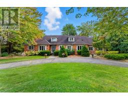 55 BRIDLE PATH, Puslinch, Ontario