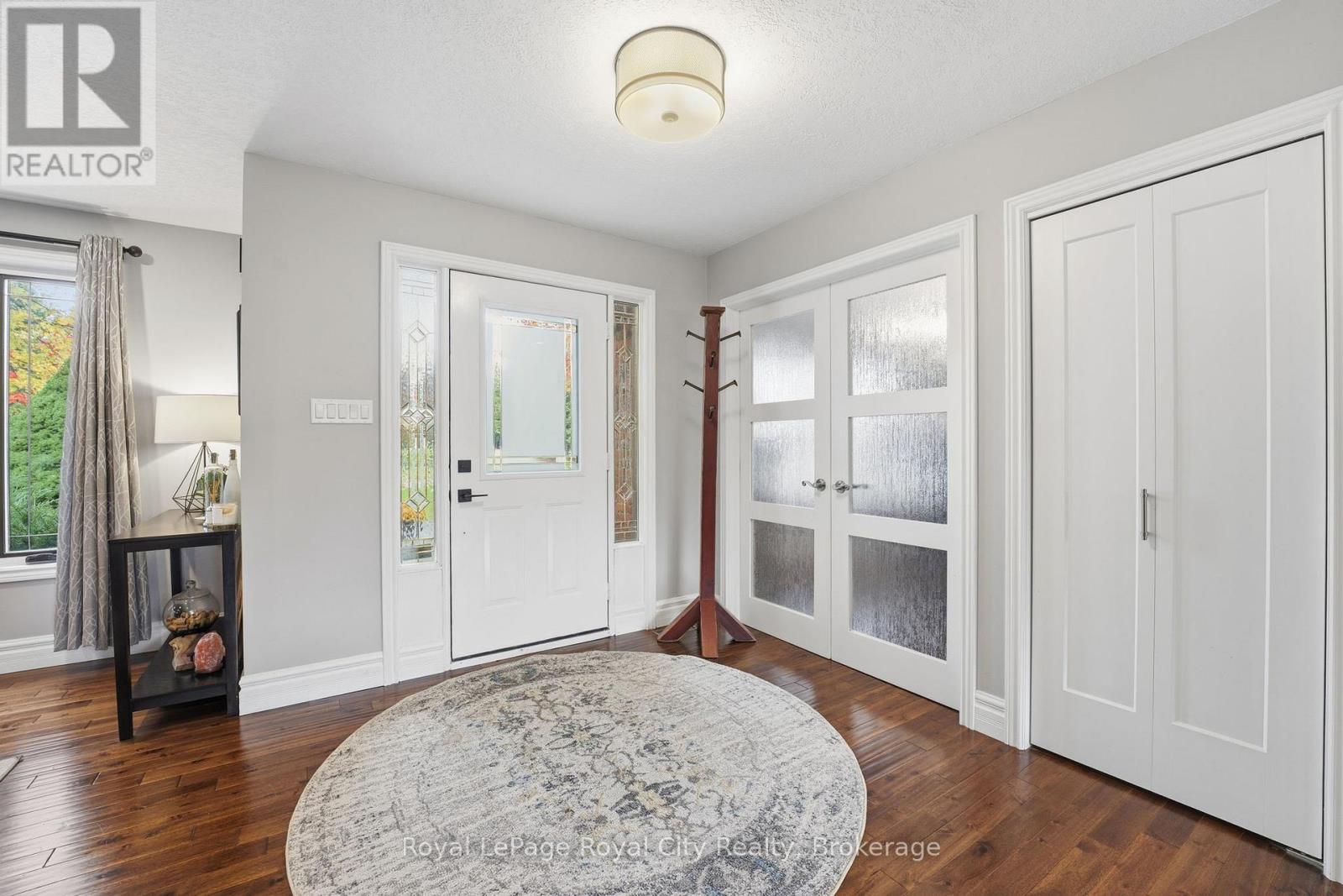 55 Bridle Path, Puslinch, Ontario  N0B 2J0 - Photo 8 - X12656072