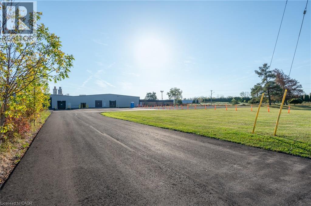 6050 Don Murie Street Unit# 4, Niagara Falls, Ontario  L2G 0B3 - Photo 4 - 40804767