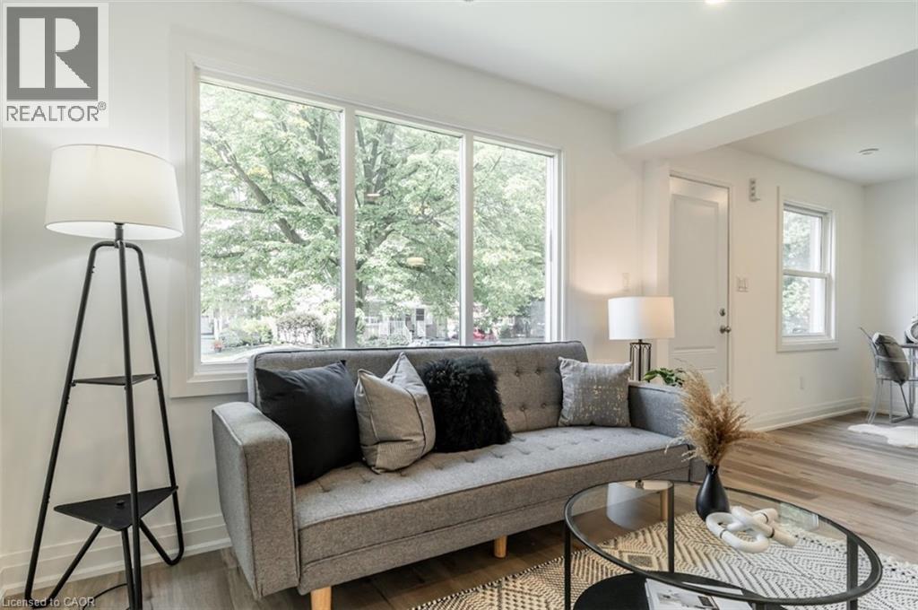 367 Hillside Avenue, Hamilton, Ontario  L8K 3L6 - Photo 5 - 40804654