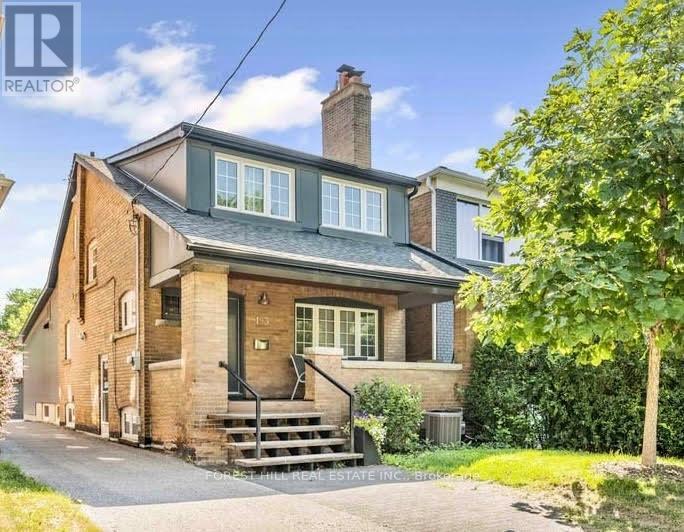 183 WYCHWOOD AVENUE Toronto (Humewood-Cedarvale), ON M6C 2T4