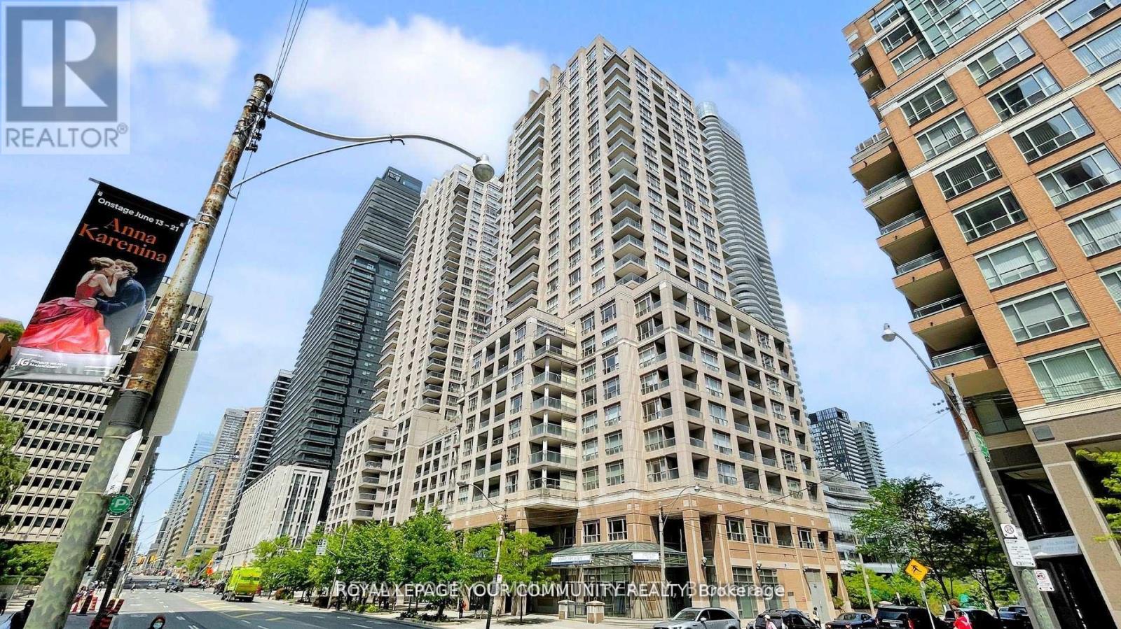 1609 - 909 Bay Street, Toronto, Ontario  M5S 3G2 - Photo 2 - C12782262