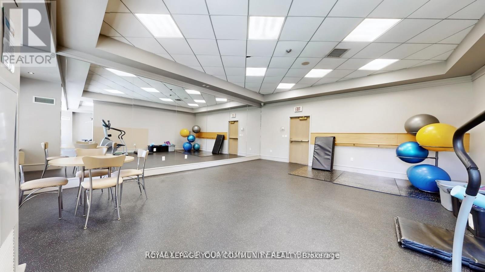 1609 - 909 Bay Street, Toronto, Ontario  M5S 3G2 - Photo 36 - C12782262