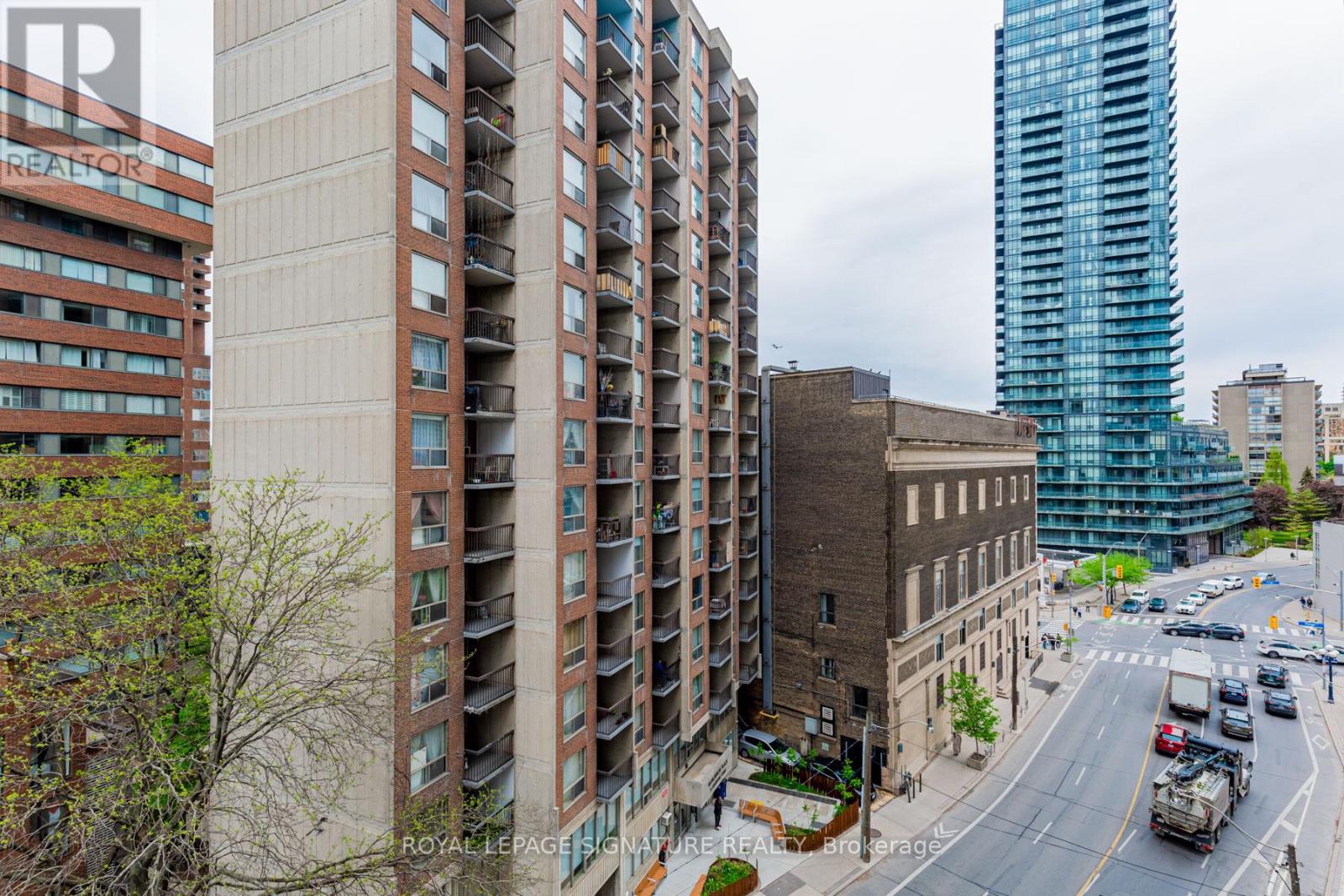 709 - 8 Scollard Street, Toronto, Ontario  M5R 1M2 - Photo 15 - C12782272
