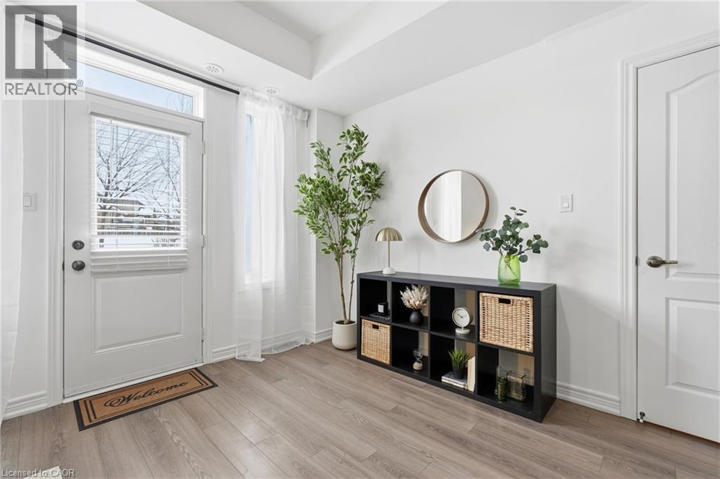 154 Watson Parkway N, Guelph, Ontario  N1E 0P6 - Photo 6 - 40796764