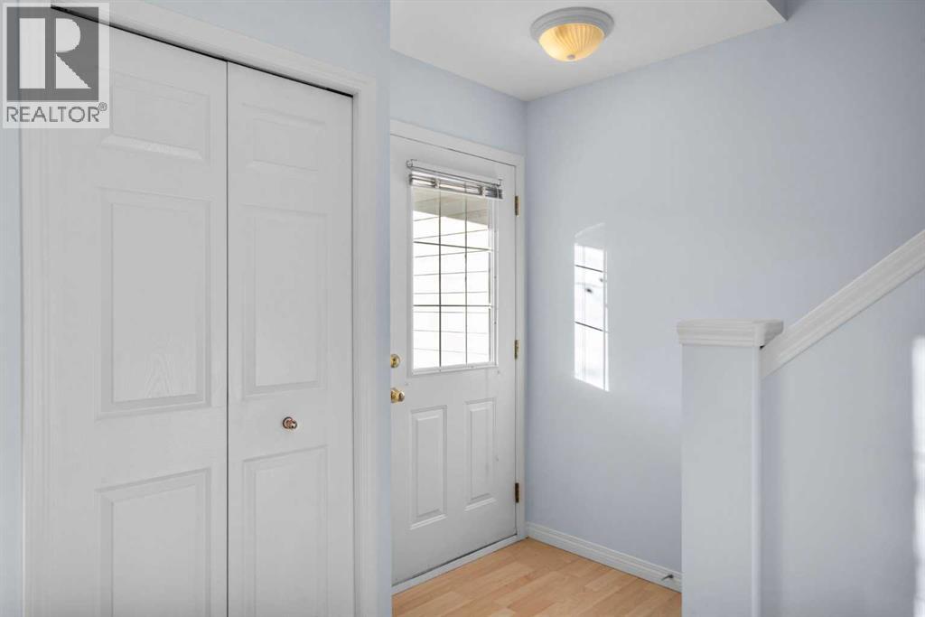 74, 4 Stonegate Drive Nw, Airdrie, Alberta  T4B 2T2 - Photo 4 - A2282311