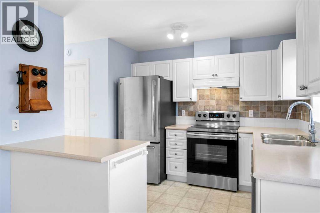 74, 4 Stonegate Drive Nw, Airdrie, Alberta  T4B 2T2 - Photo 15 - A2282311