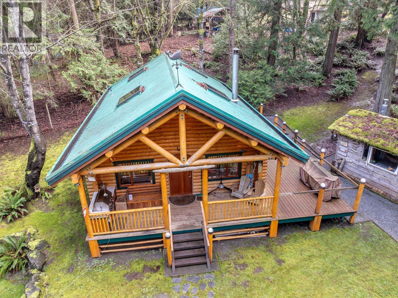 274 Merryman Drive, Mayne Island, British Columbia  V0N 2J2 - Photo 2 - R3089173