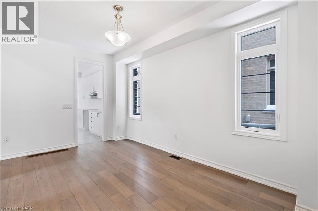 8 Daisy Street, Midhurst, Ontario  L9X 2C5 - Photo 6 - 40804523