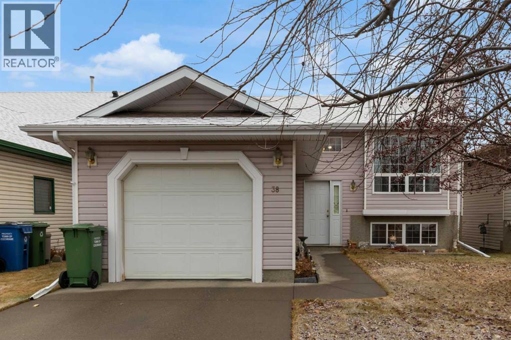 38 West Mcdougal Road, Cochrane, Alberta  T4C 1M4 - Photo 29 - A2285506