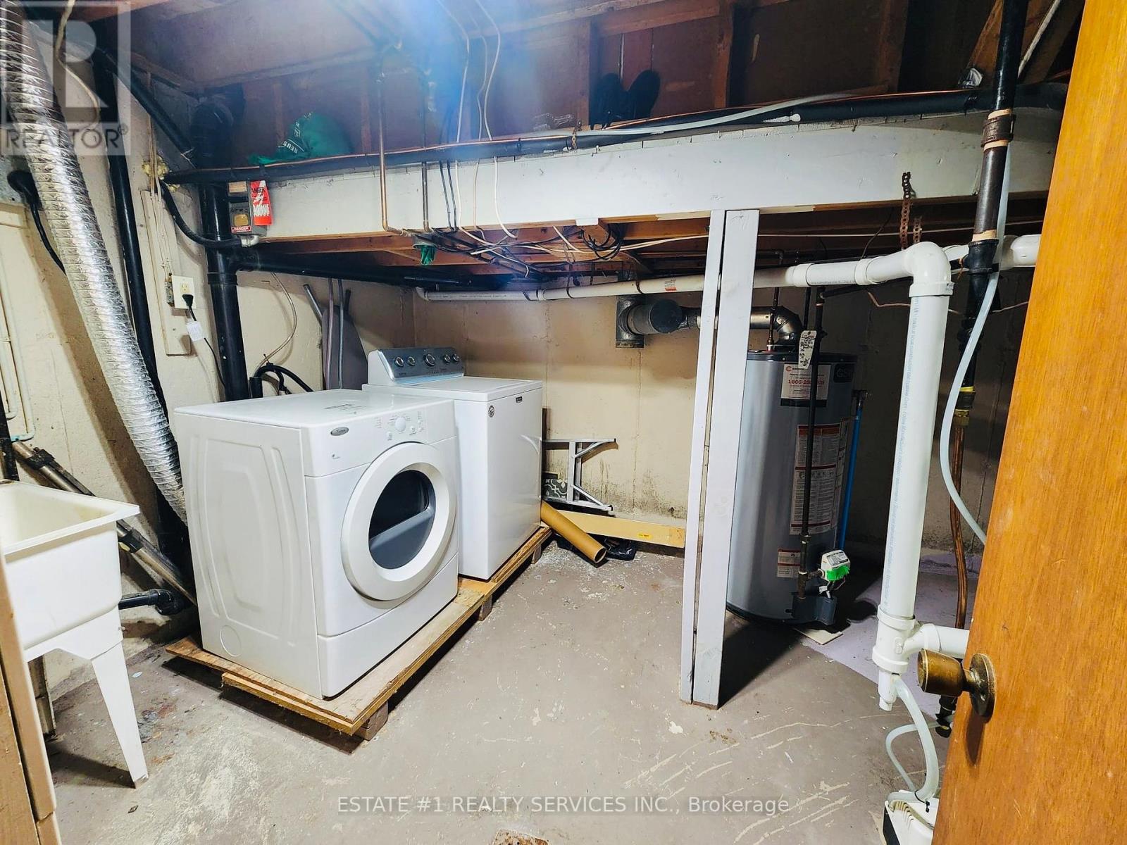 4433 Meadowvale Drive, Niagara Falls, Ontario  L2E 5W8 - Photo 12 - X12782218