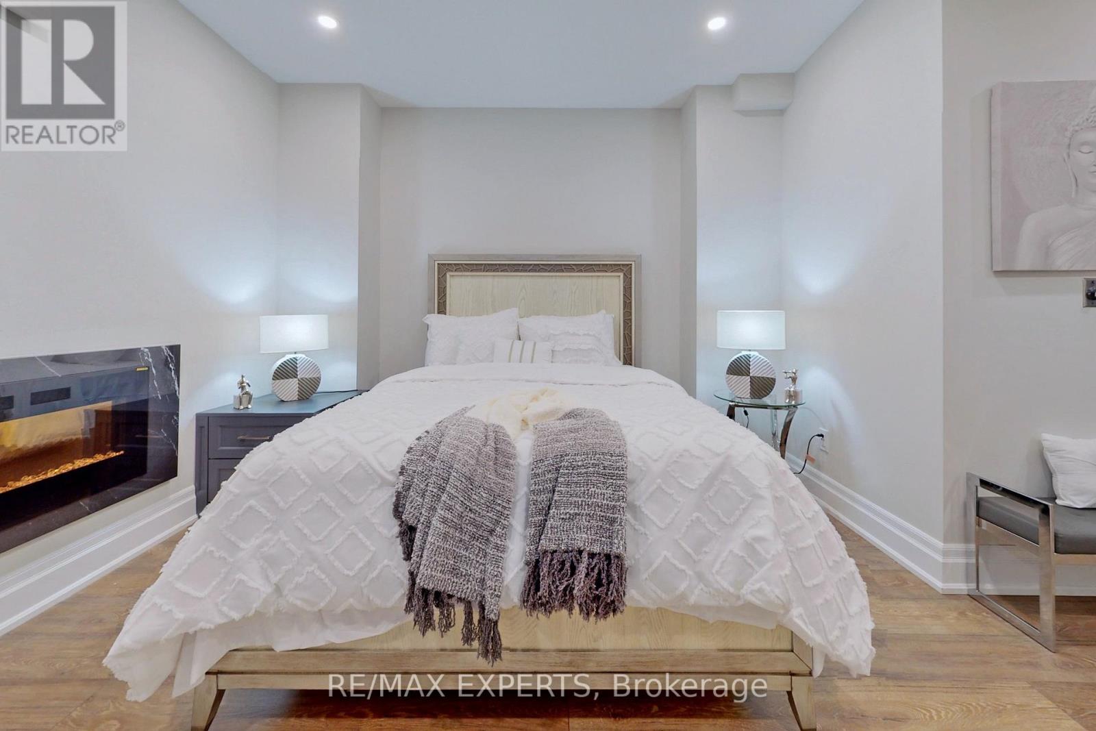 1693 Emberton Way, Innisfil, Ontario  L9S 0N4 - Photo 19 - N12782314