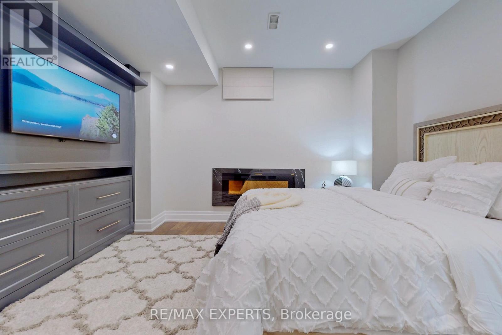 1693 Emberton Way, Innisfil, Ontario  L9S 0N4 - Photo 21 - N12782314