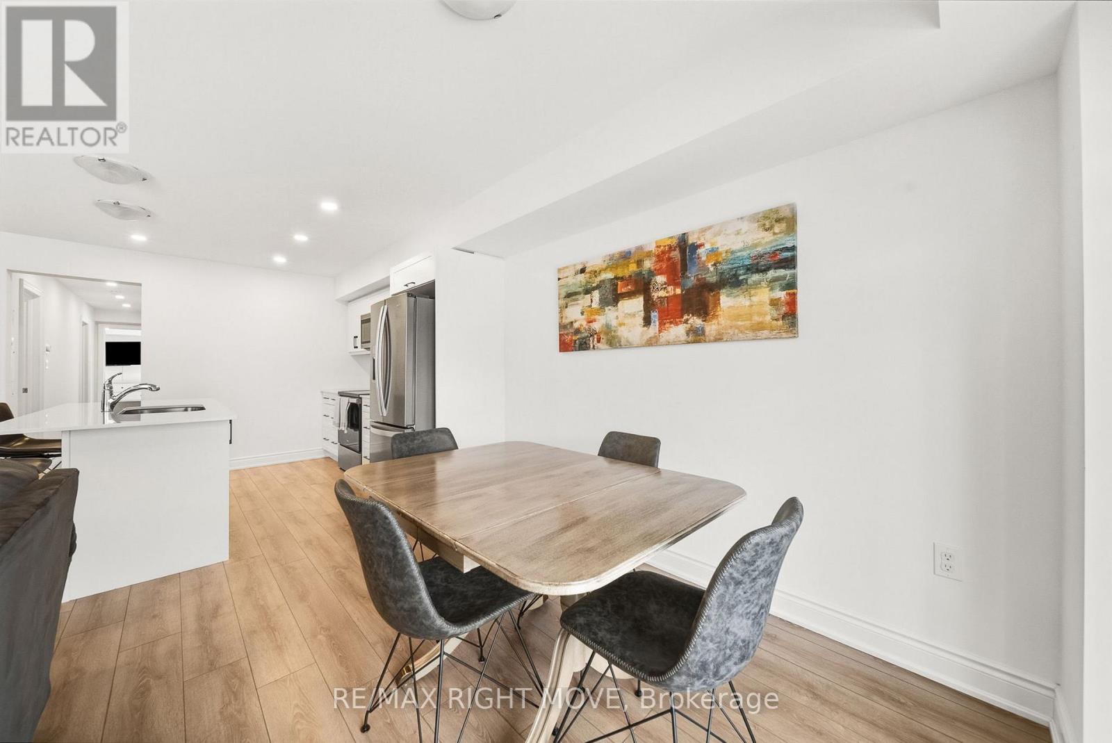 Unit 2 - 41 Pumpkin Corner Crescent, Barrie, Ontario  L9J 0T7 - Photo 10 - S12782312