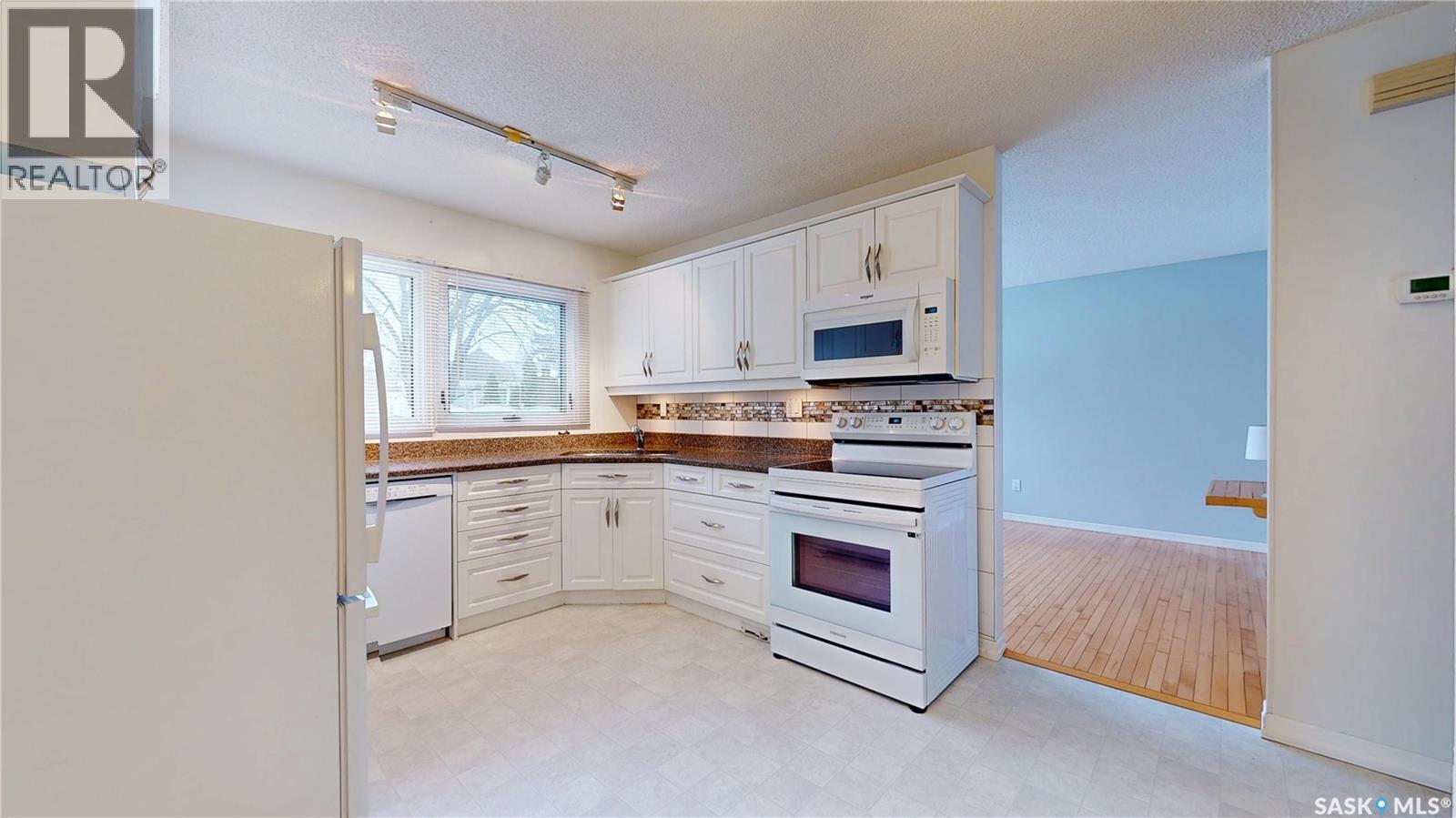 1205 Shannon Road, Regina, Saskatchewan  S4S 5K9 - Photo 16 - SK028361