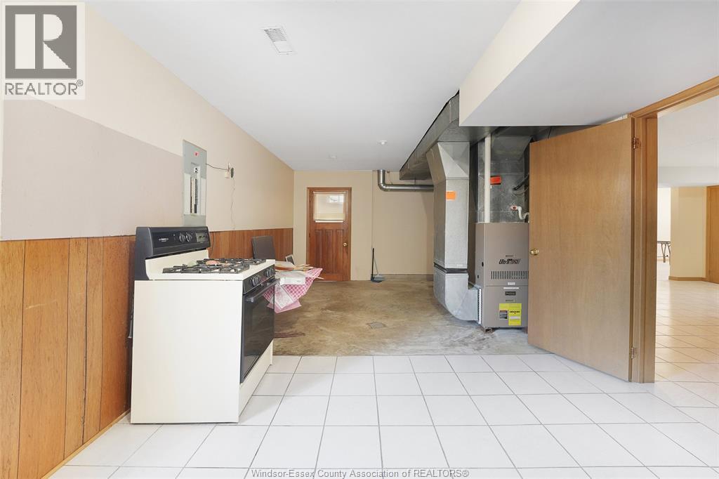 2428 Westminster, Windsor, Ontario  N8T 1Y1 - Photo 31 - 26003118