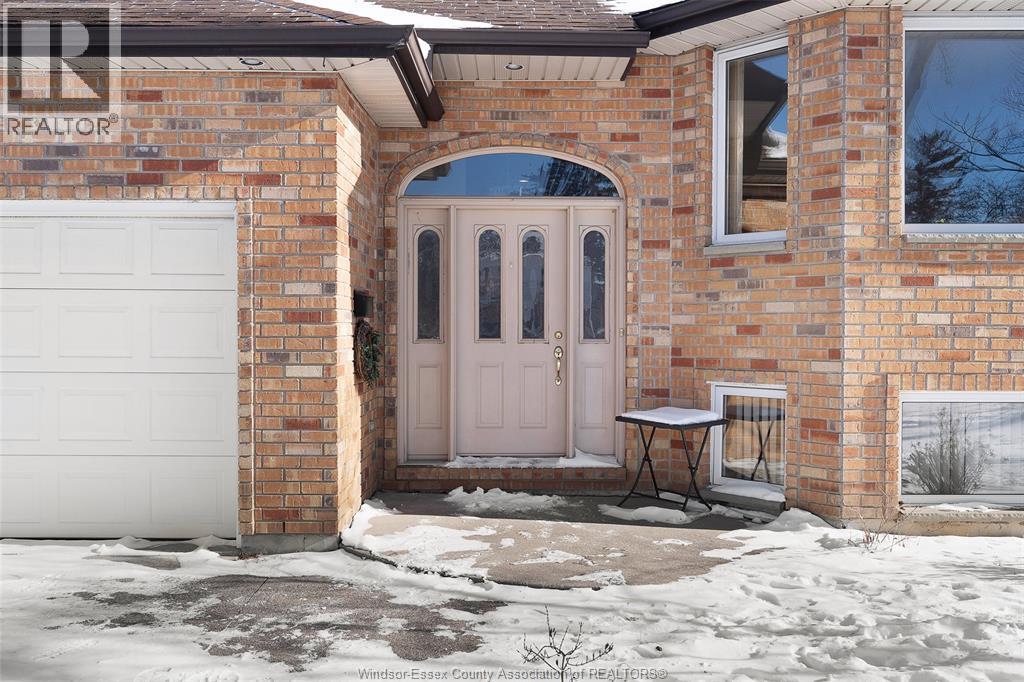 2428 Westminster, Windsor, Ontario  N8T 1Y1 - Photo 4 - 26003118