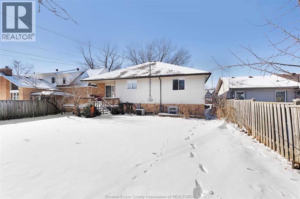 2428 Westminster, Windsor, Ontario  N8T 1Y1 - Photo 6 - 26003118