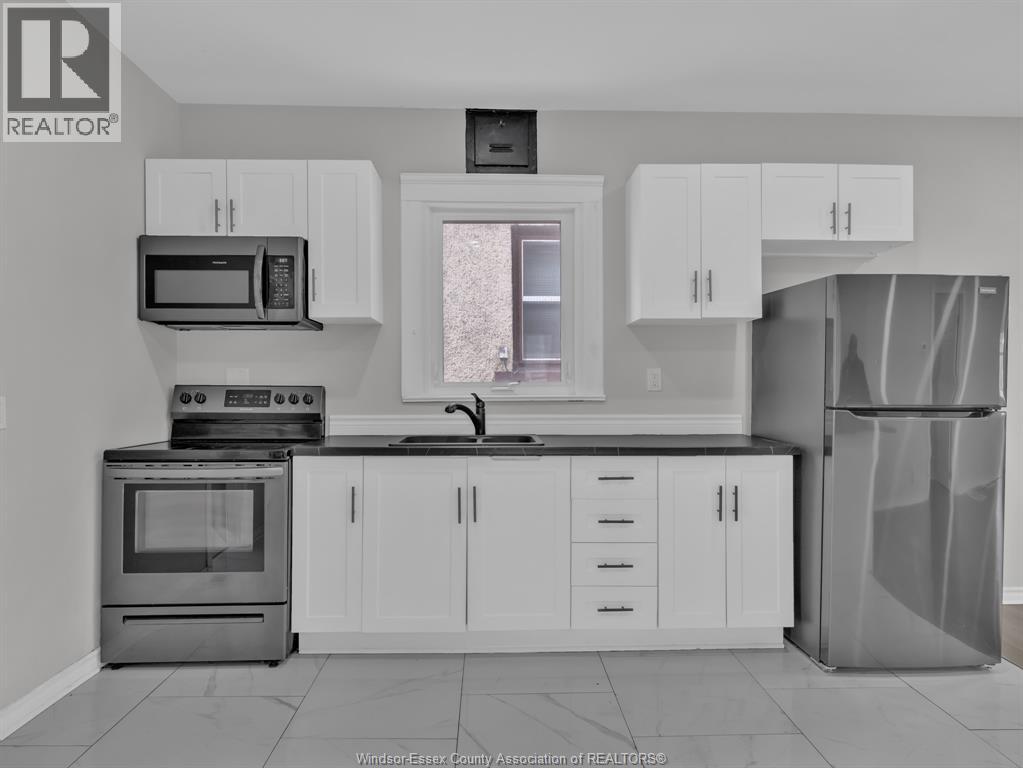 1155 Moy Avenue, Windsor, Ontario  N9A 2P4 - Photo 9 - 26003115