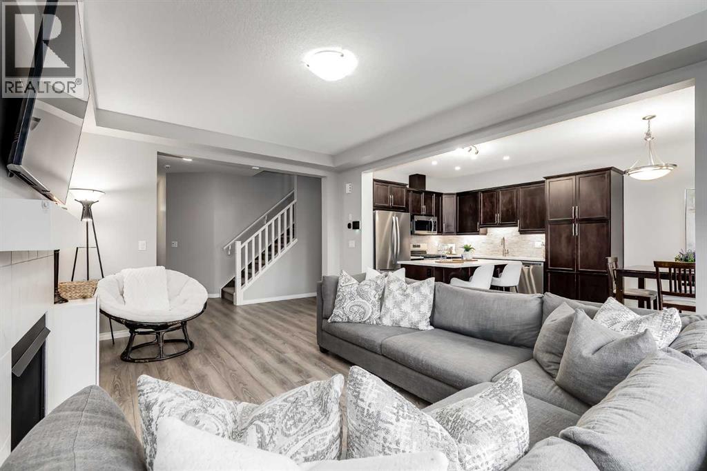 22 Osborne Common Sw, Airdrie, Alberta  T4B 5E3 - Photo 7 - A2285131