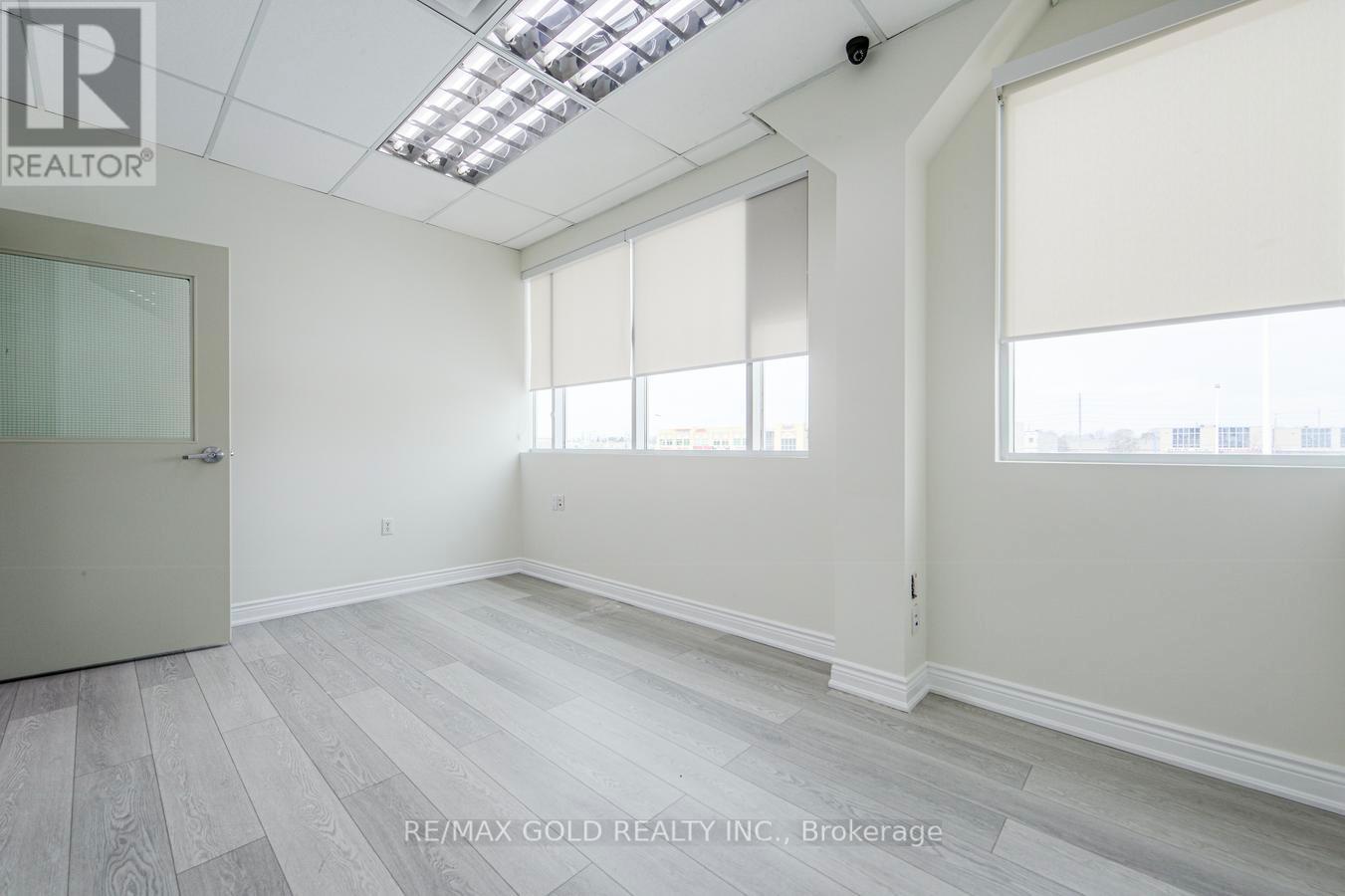 235 - 2980 Drew Road, Mississauga (Malton), Ontario  L4T 0A7 - Photo 14 - W12782294