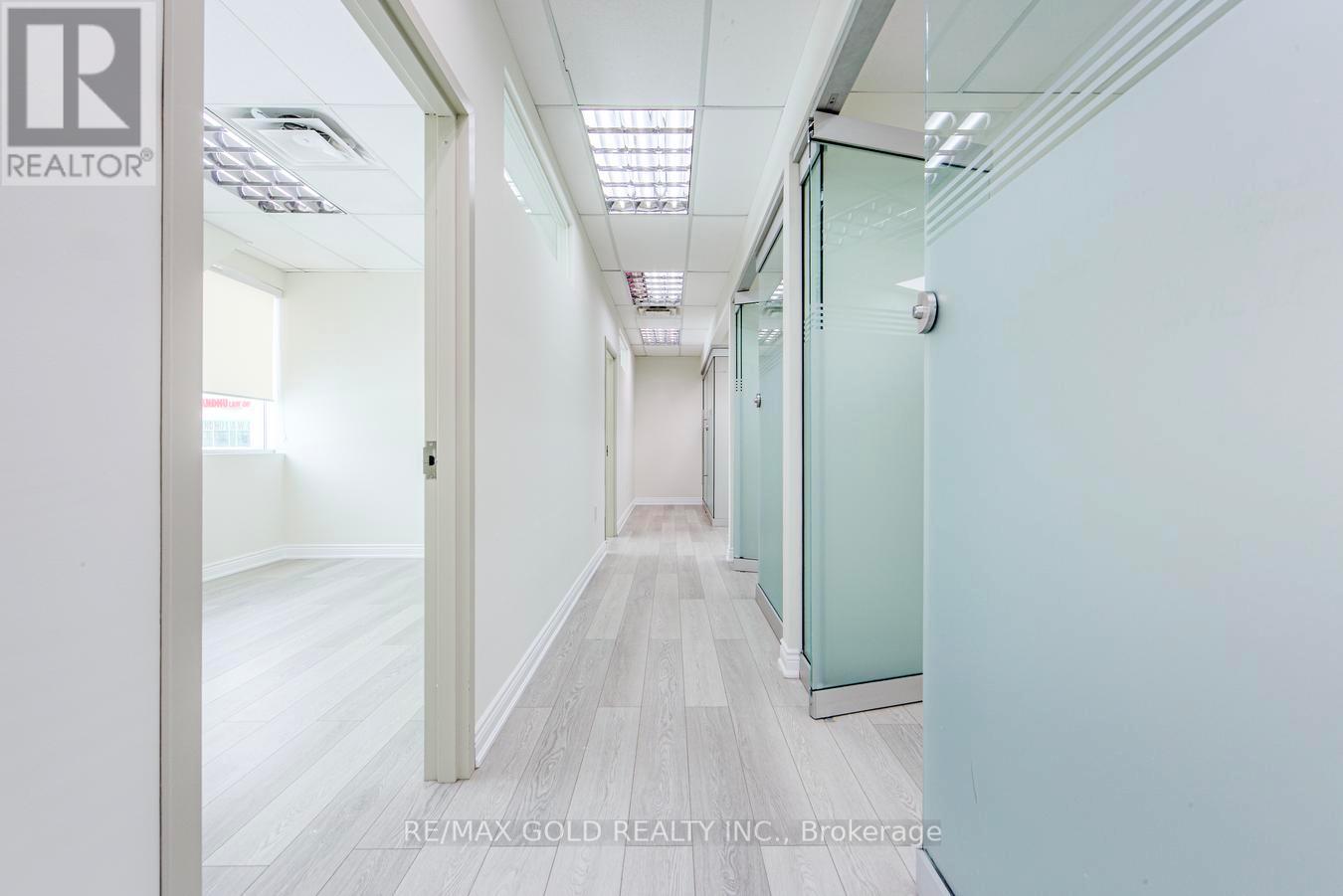 235 - 2980 Drew Road, Mississauga (Malton), Ontario  L4T 0A7 - Photo 8 - W12782294